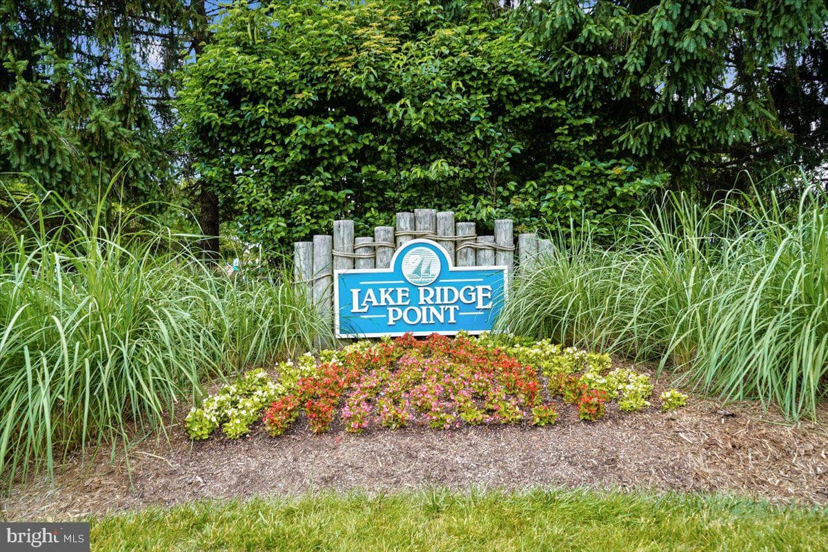 11757 Barrows Lane photo 44