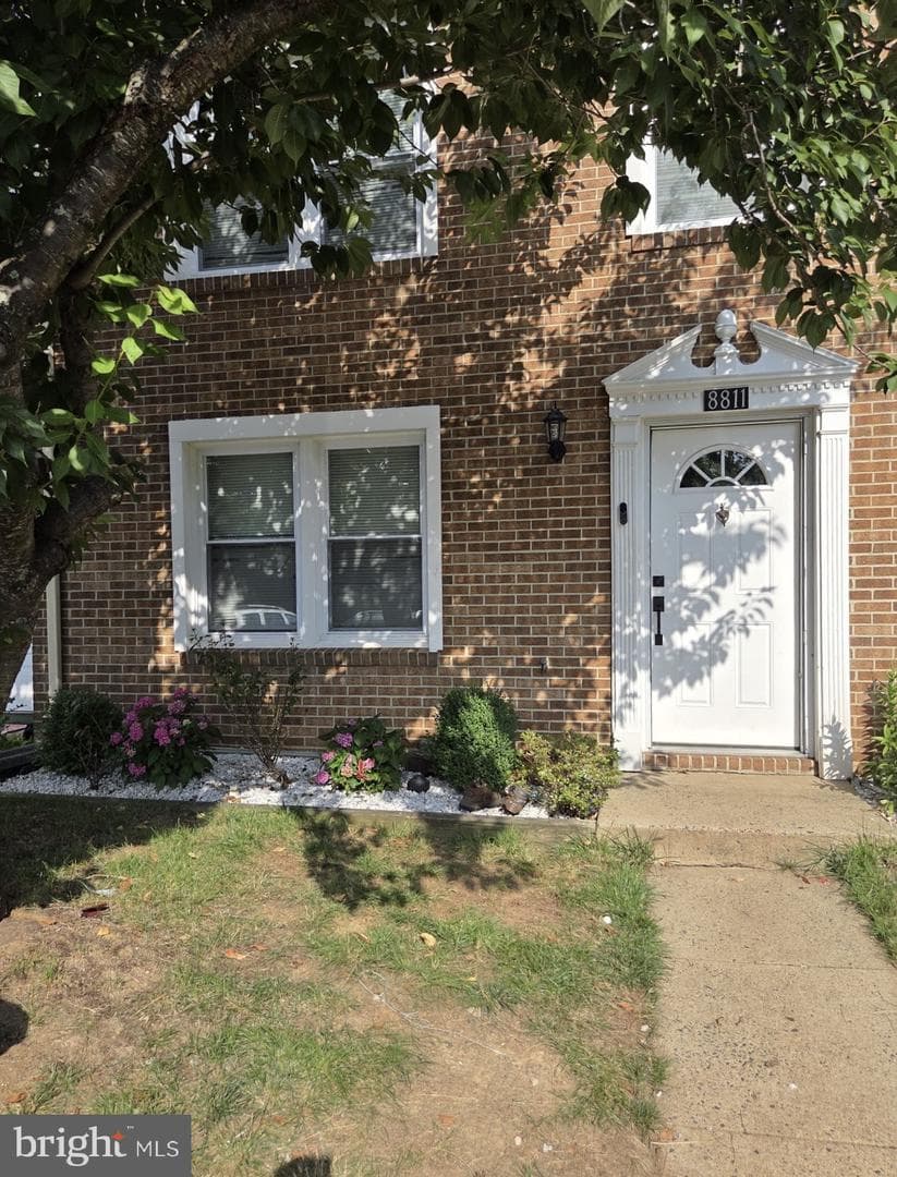 8811 Vicksburg Court, Manassas