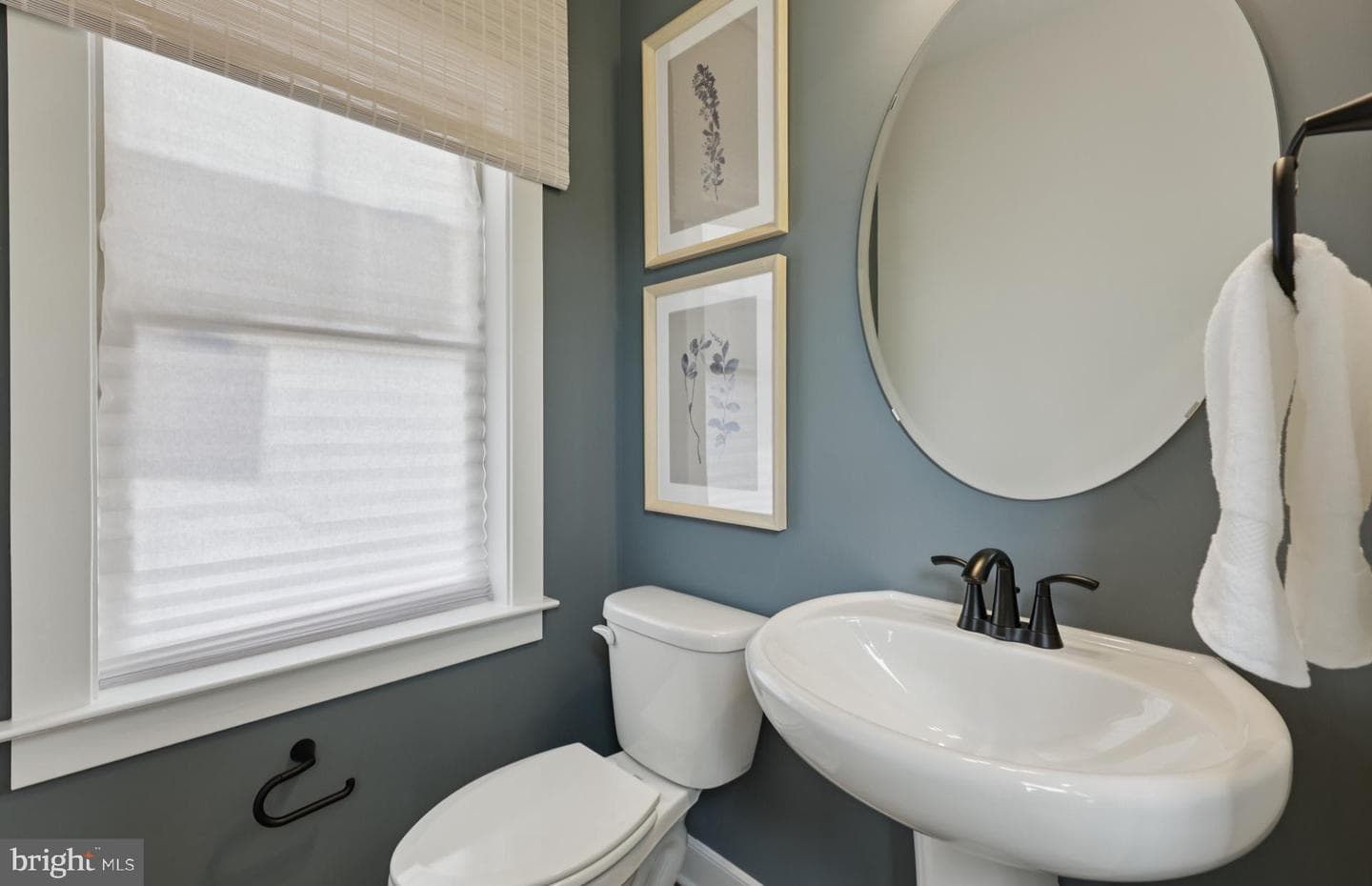 6152 Amber Lane photo 6