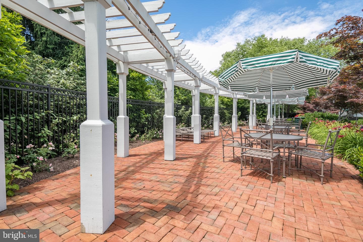 5779 Coachview Court photo 80