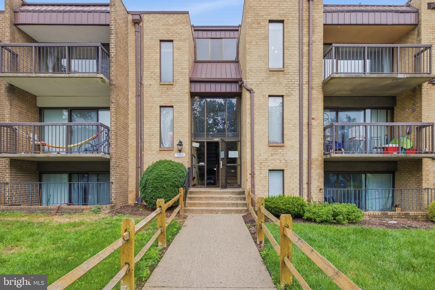 7589 Margate Court #204 photo 3