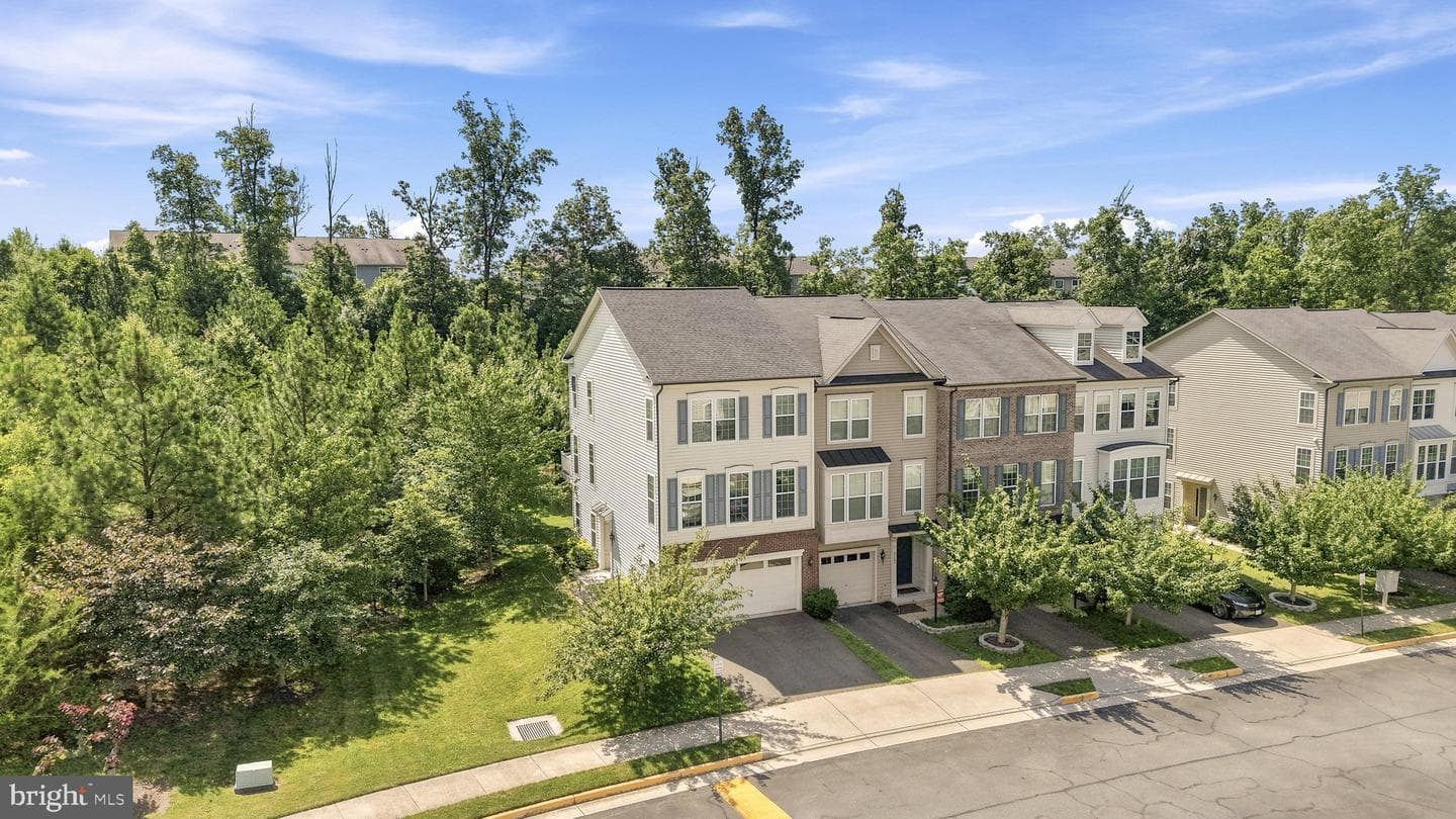 9125 Balaton Lake Lane, Bristow