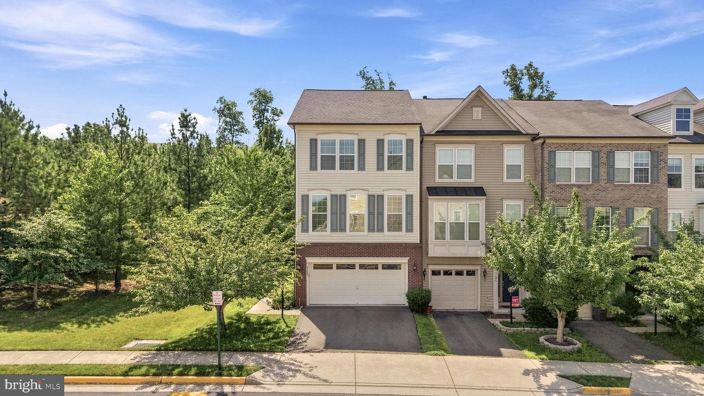 9125 Balaton Lake Lane, Bristow