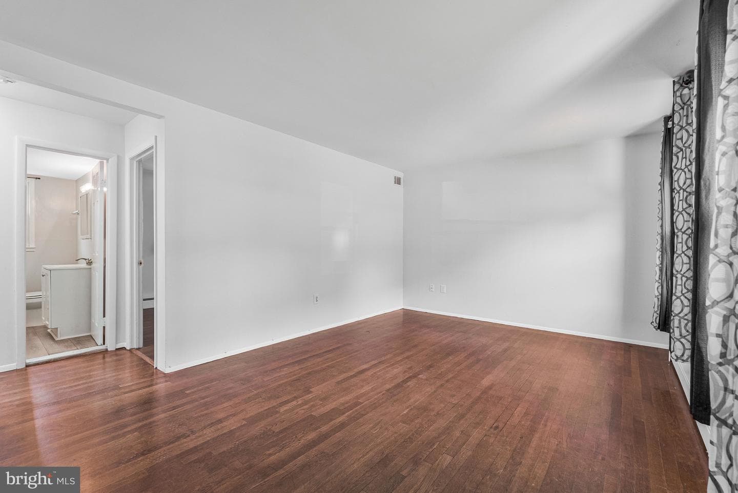 4516 Kenwood Drive photo 3
