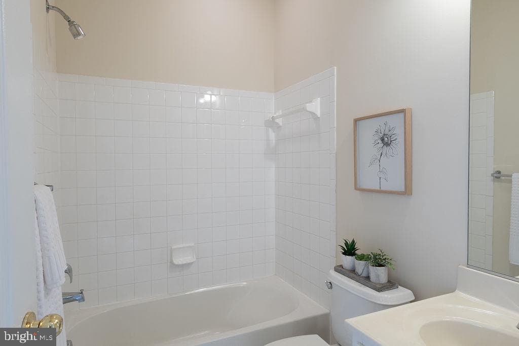 16518 Bobster Court photo 26