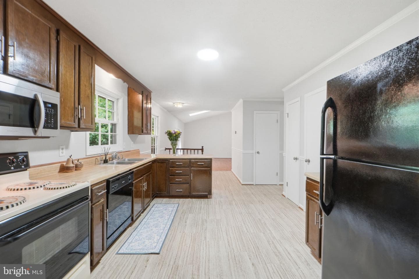 6090 River Forest Drive photo 10