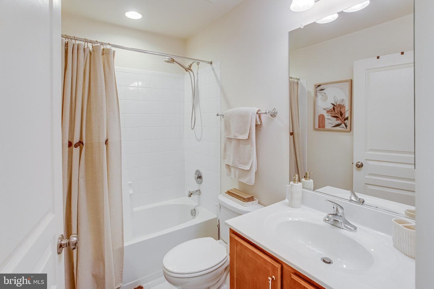 1567 Renate Drive photo 23