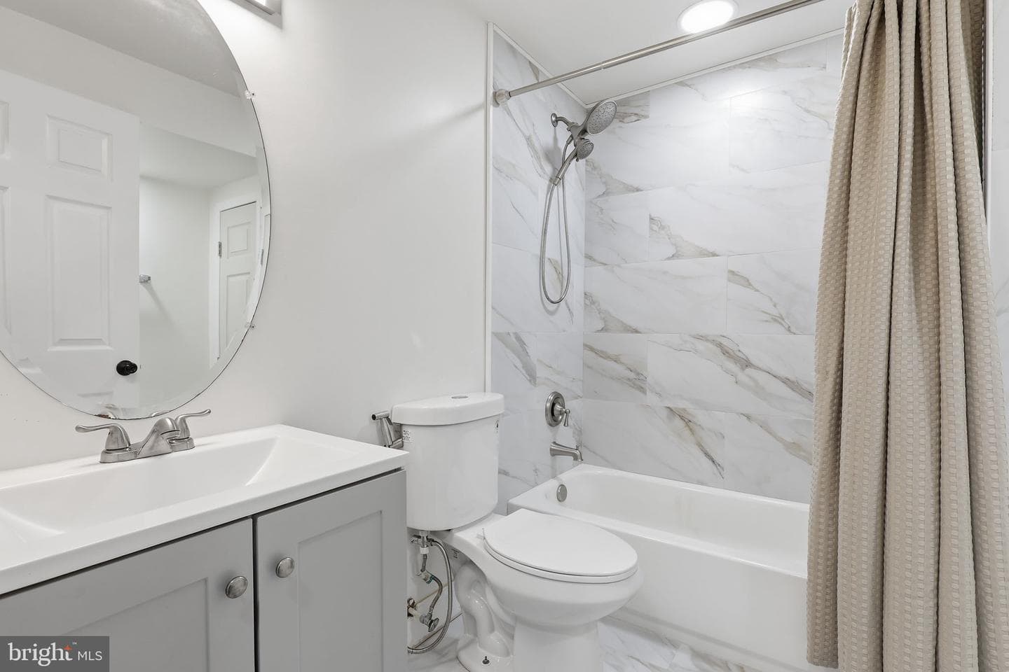 10241 Aqua View Court photo 27