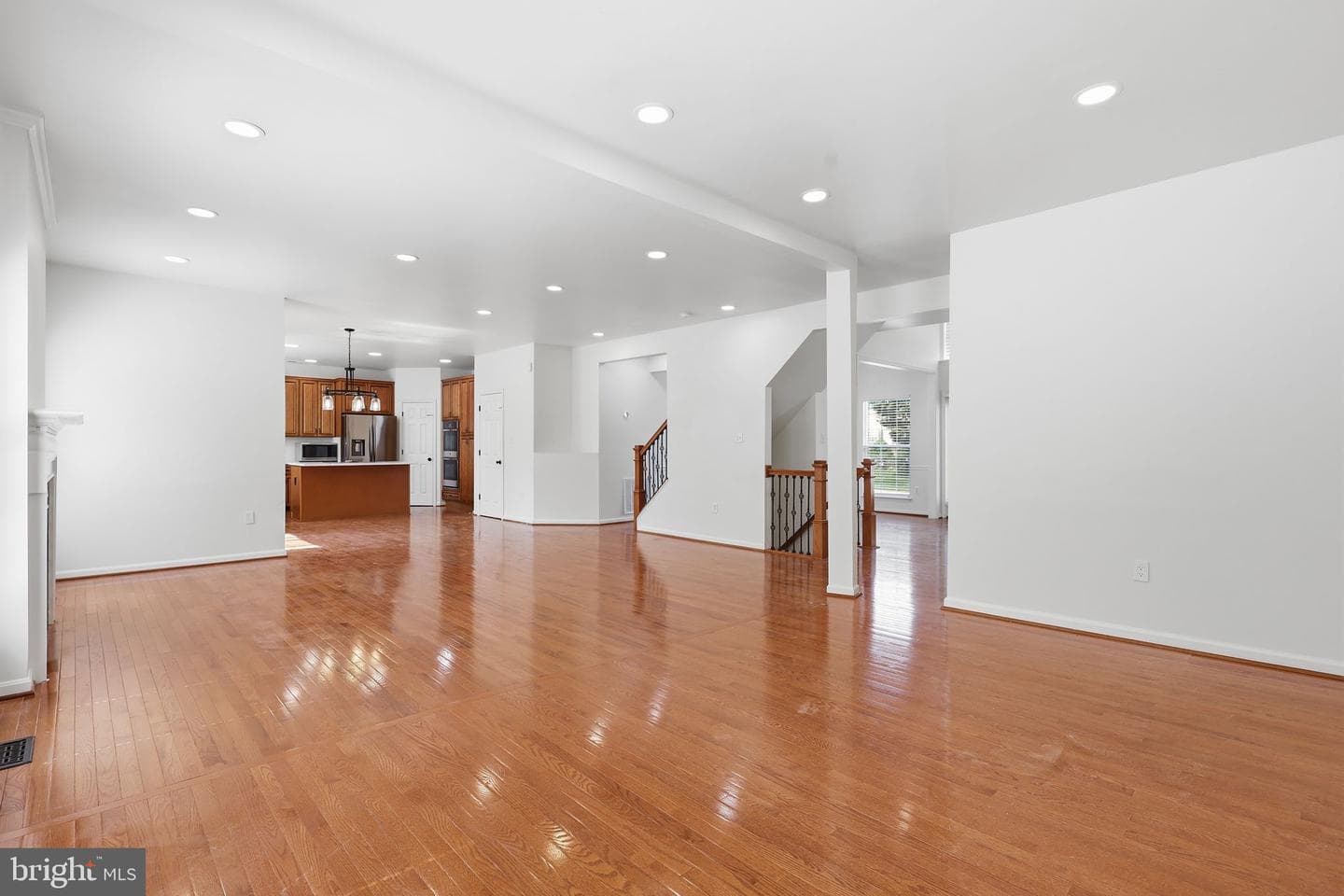 10241 Aqua View Court photo 3