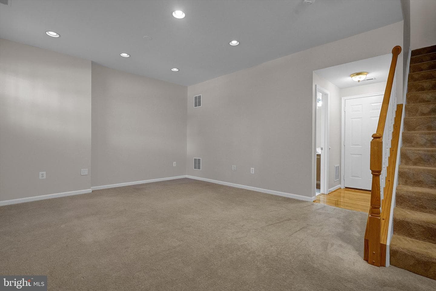 13863 Palisades Street photo 26