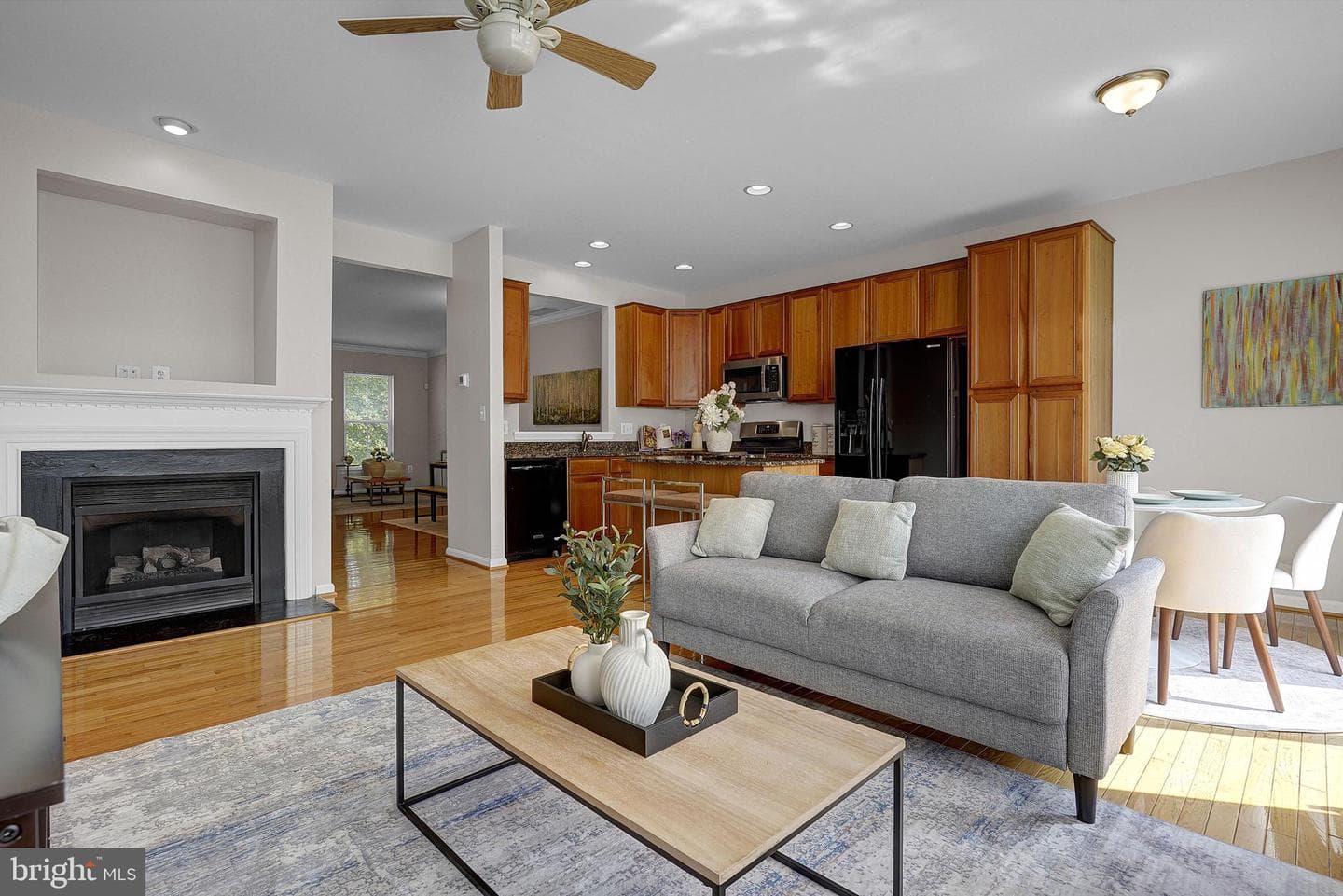 13863 Palisades Street photo 52