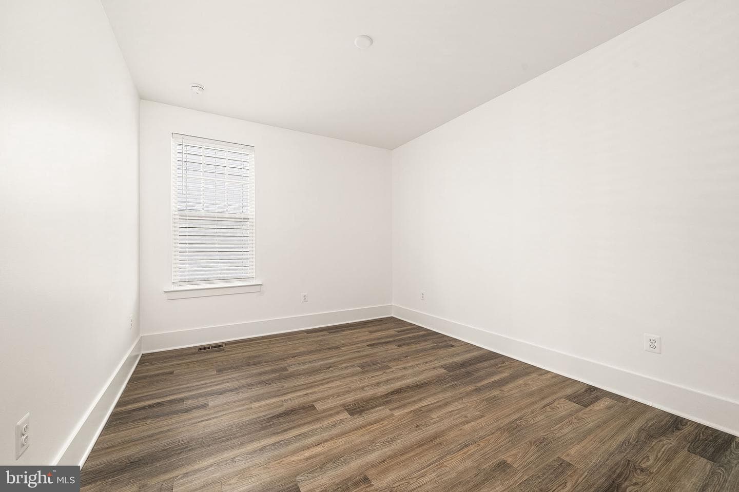 18120 Moss Garden Road photo 28