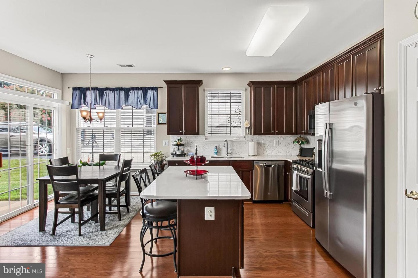 12851 Arnot Lane photo 17