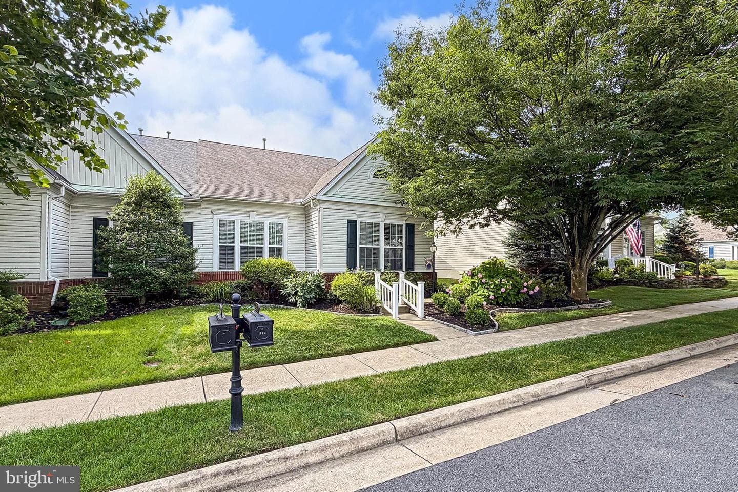 12851 Arnot Lane photo 3