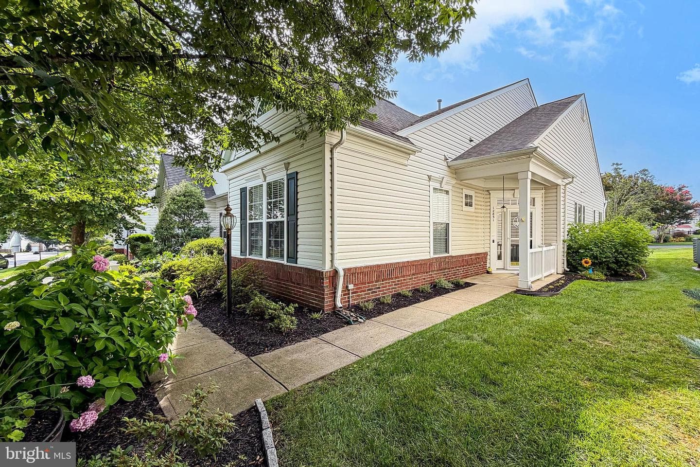 12851 Arnot Lane photo 5