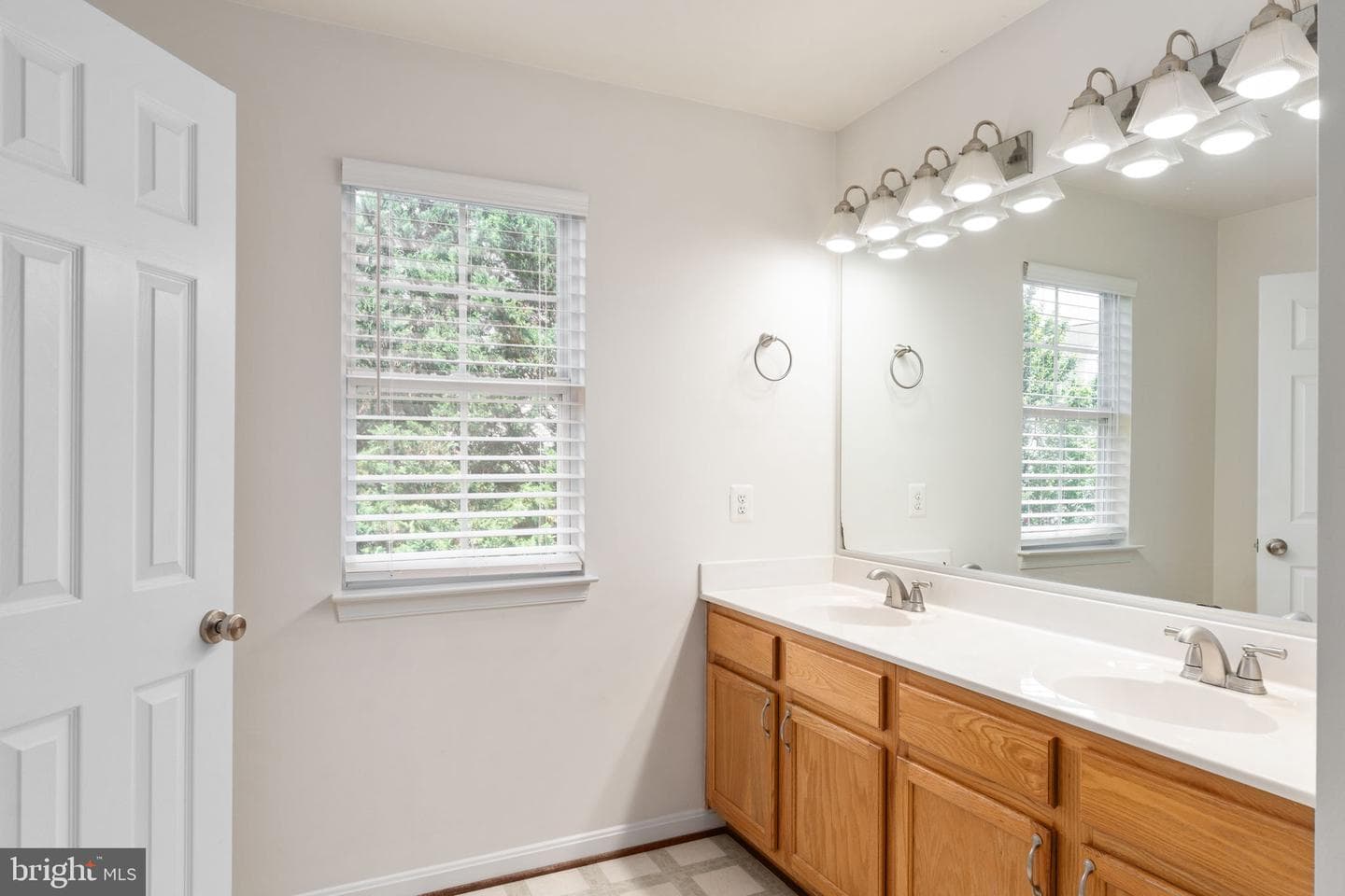 10012 Darnaway Court photo 36