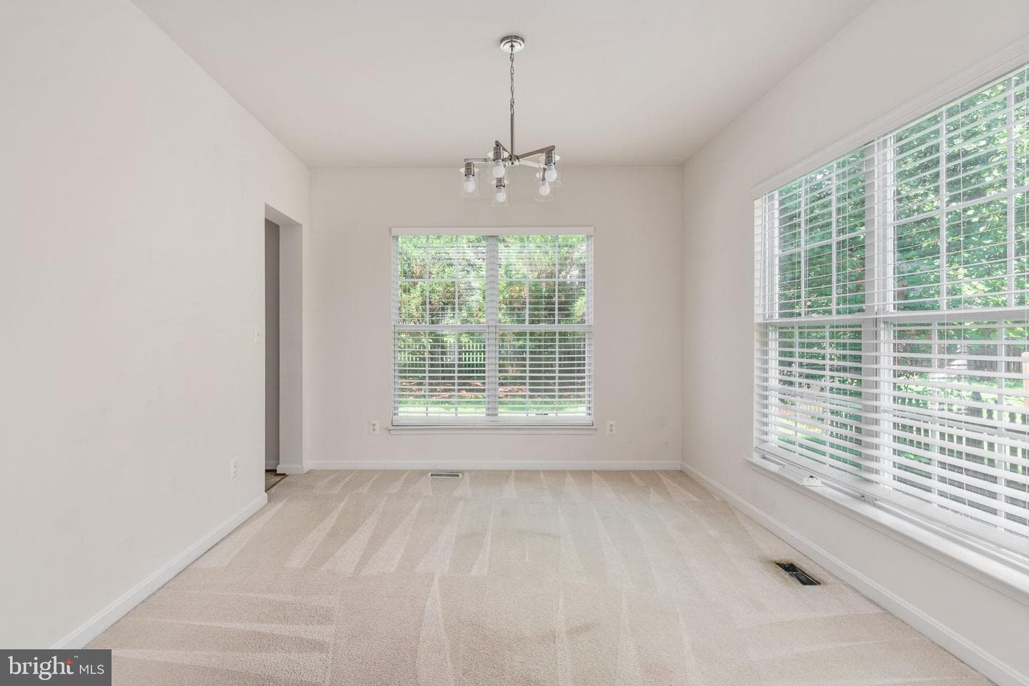 10012 Darnaway Court photo 6