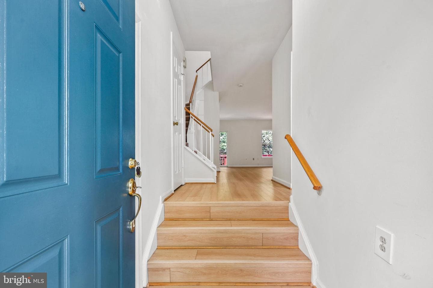 5166 Havering Way photo 3