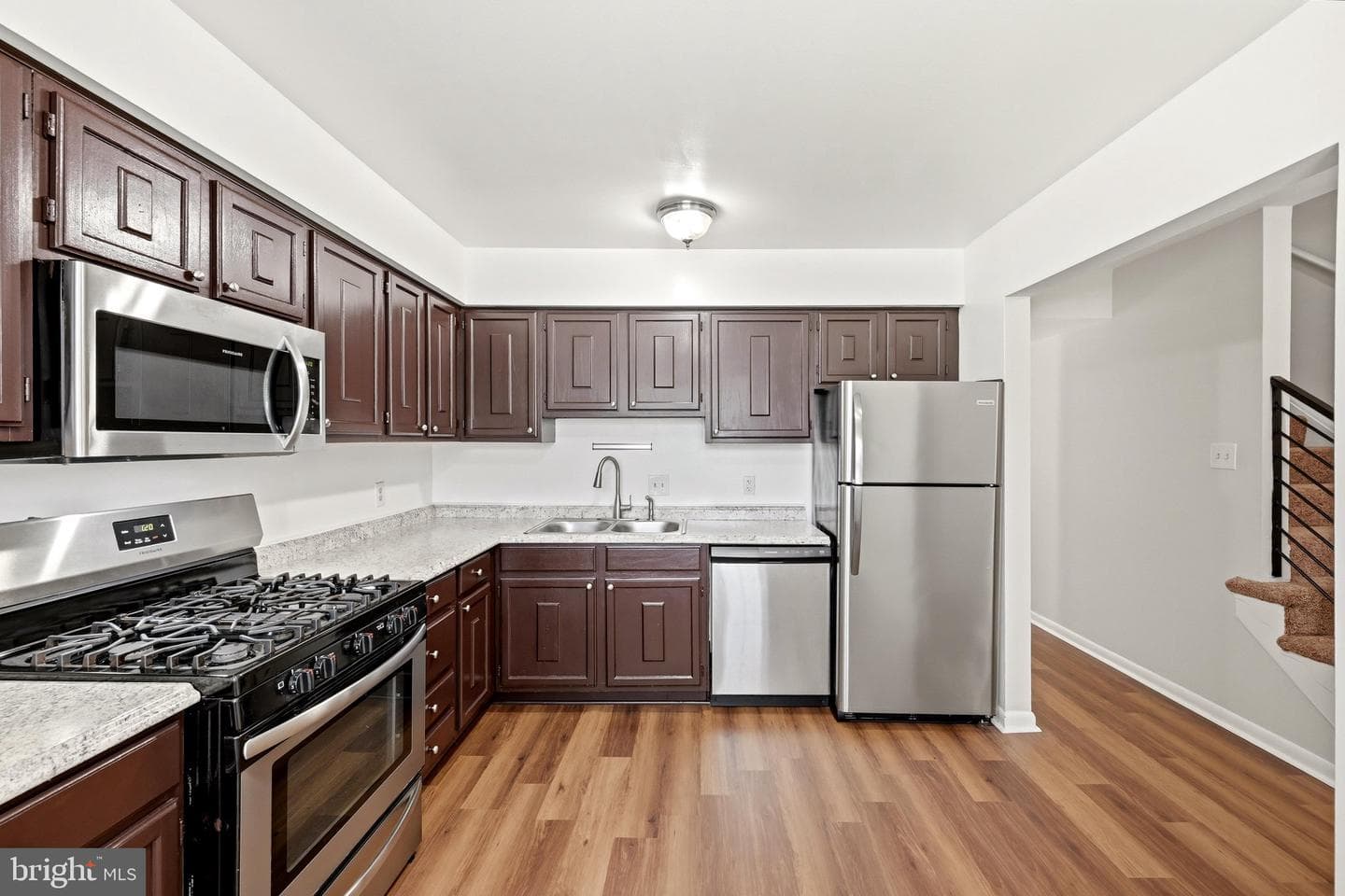15011 Cherrydale Drive photo 10