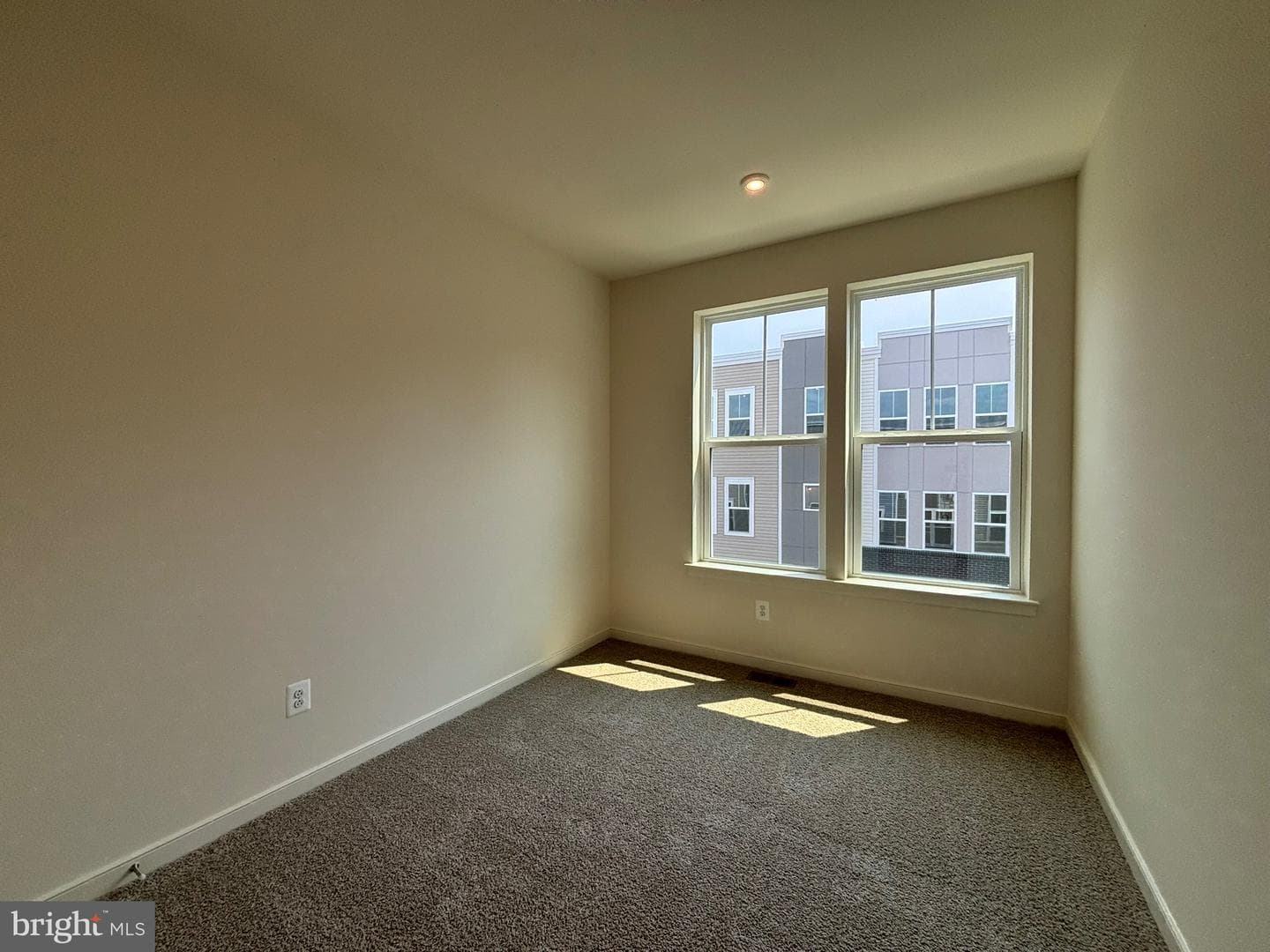 18022 Alicia Avenue photo 19