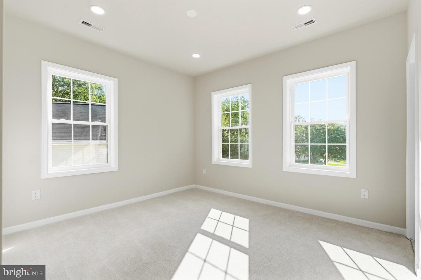 15701 Piedmont Pl photo 28