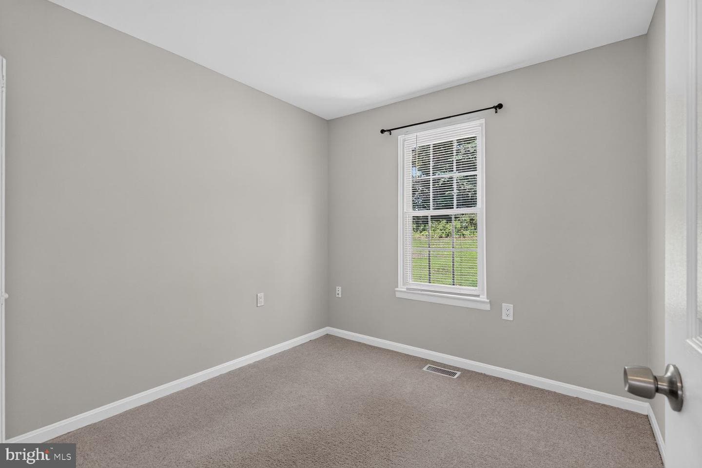 14083 Fallbrook Lane photo 15