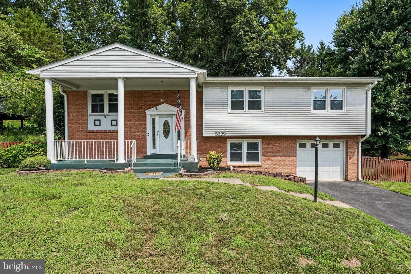 5529 Neddleton Avenue, Woodbridge