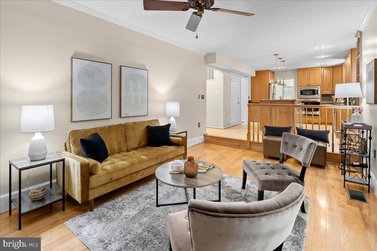 12518 Hedges Run Drive photo 13