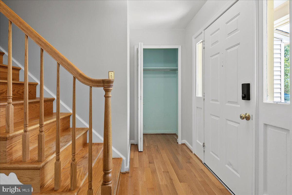 12518 Hedges Run Drive photo 18