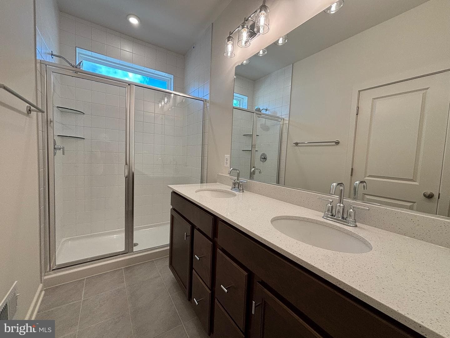 18020 Alicia Avenue photo 10