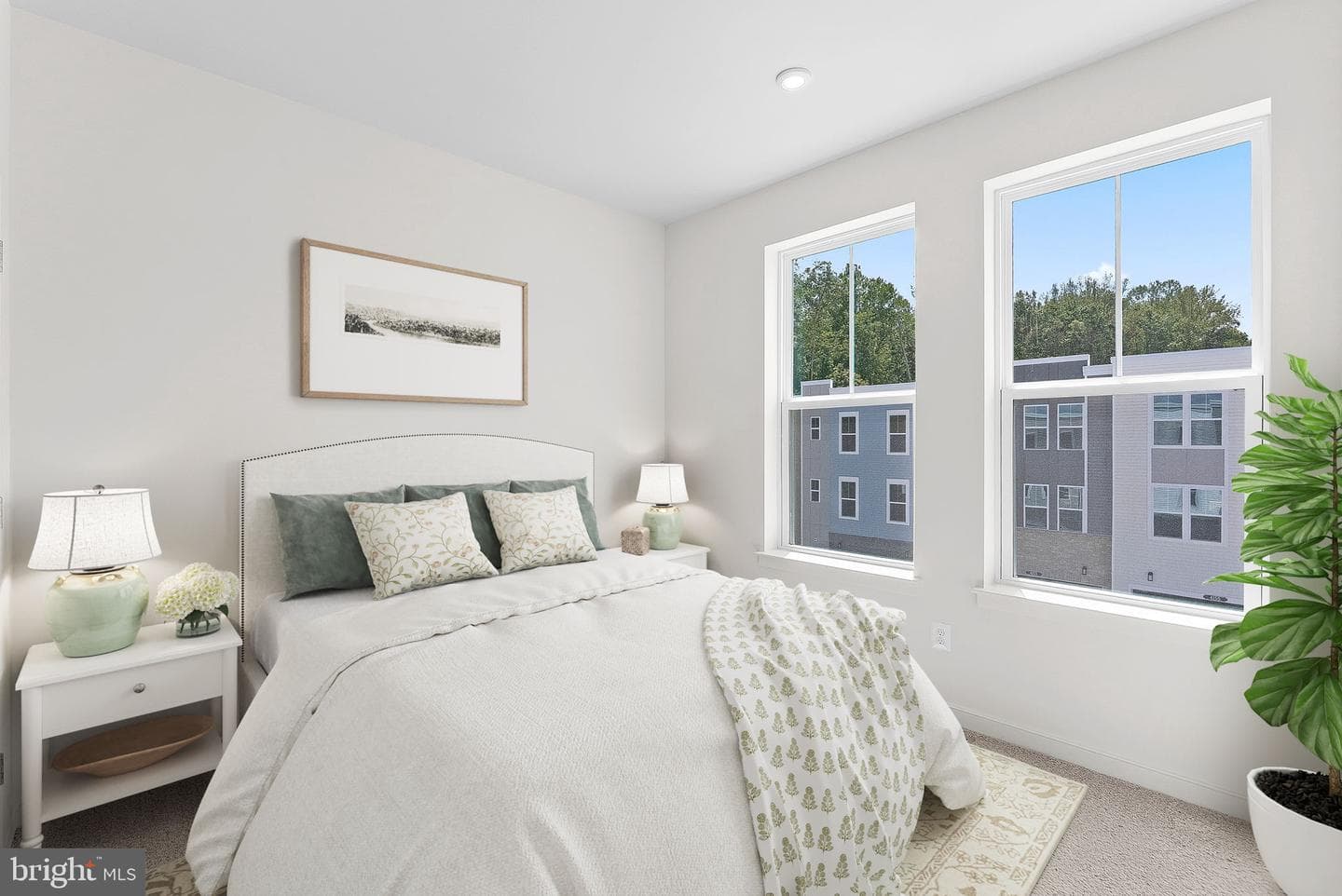 18020 Alicia Avenue photo 12