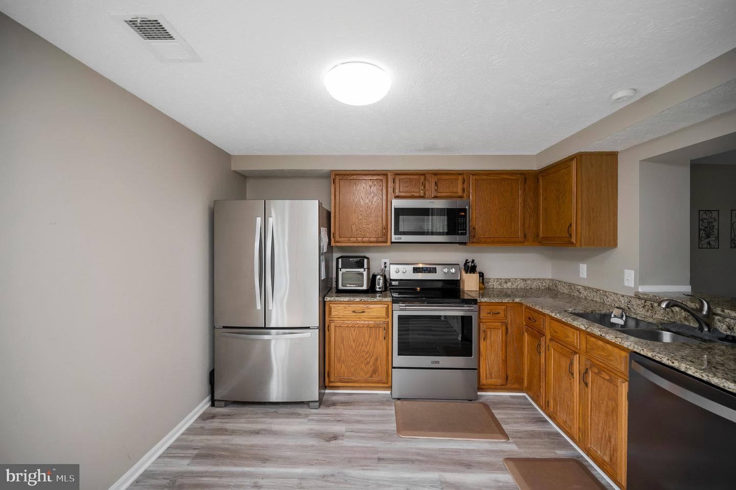 4686 Whitely Court photo 14
