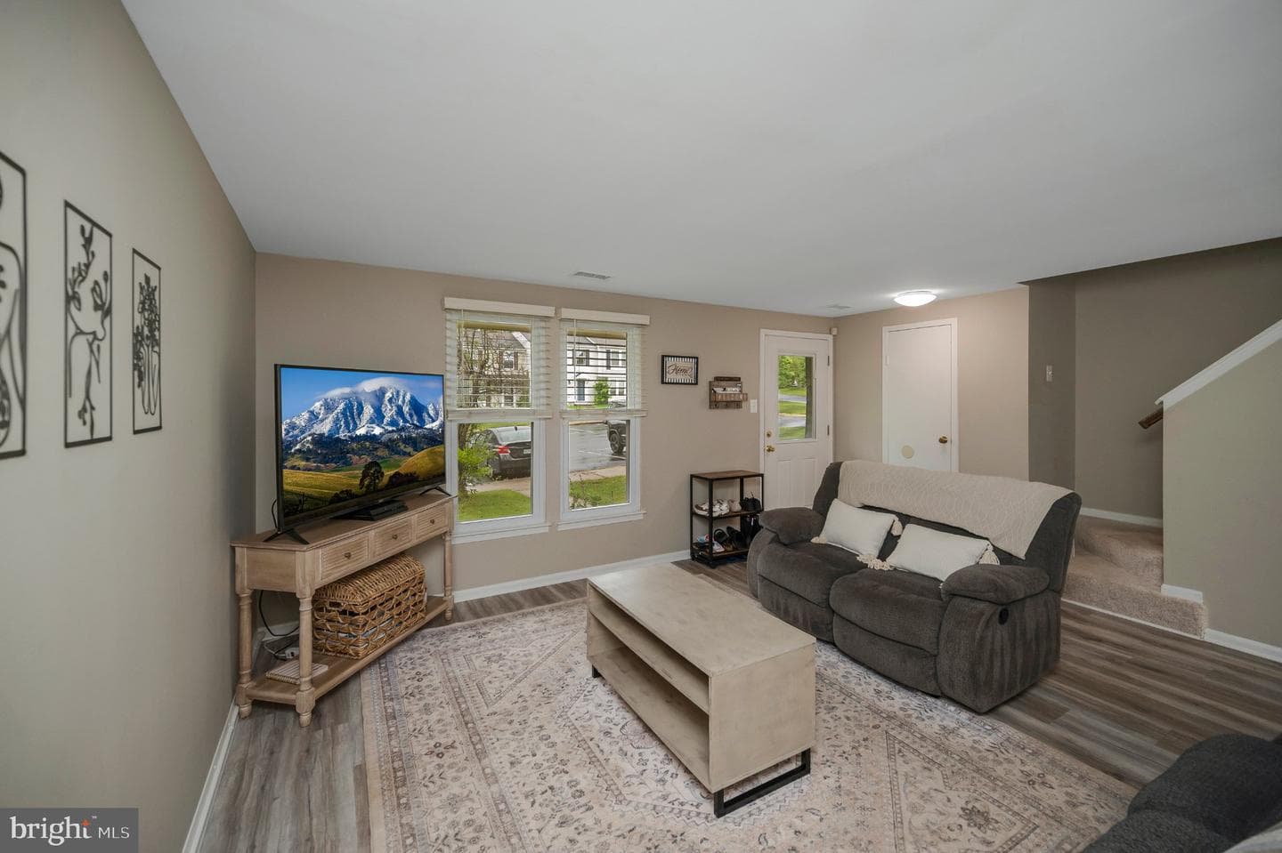 4686 Whitely Court photo 32