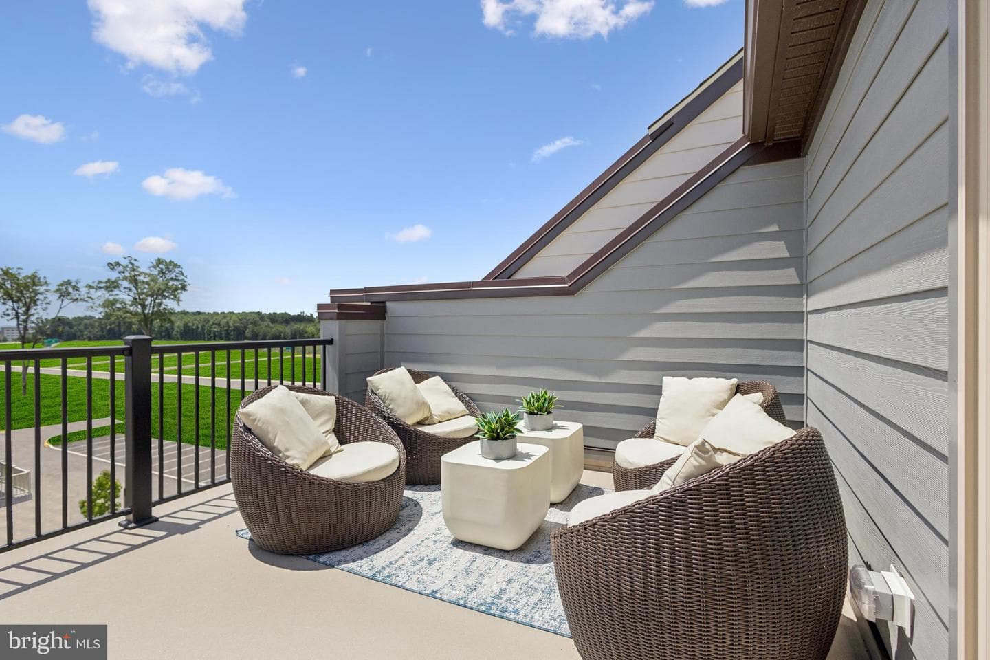 17379 Walnut Grove Way photo 34