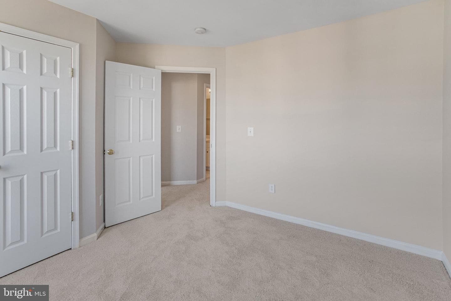 15519 Exmore Court photo 31