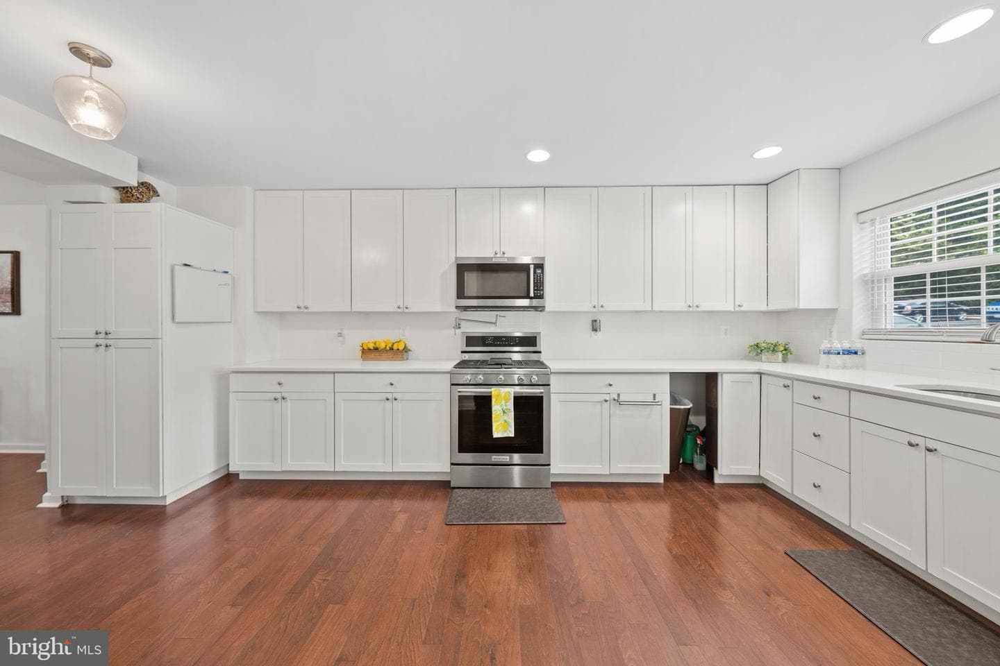 2030 Mayflower Drive photo 9