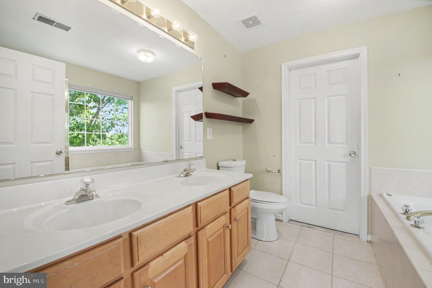 3125 Weeping Cherry Court photo 21
