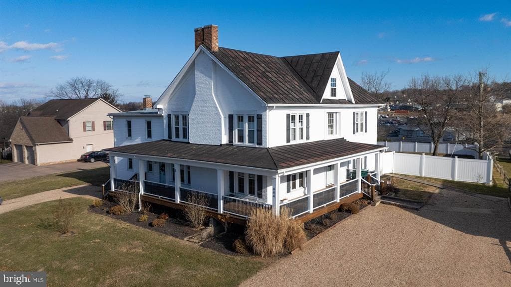 644 Early Dr, Broadway