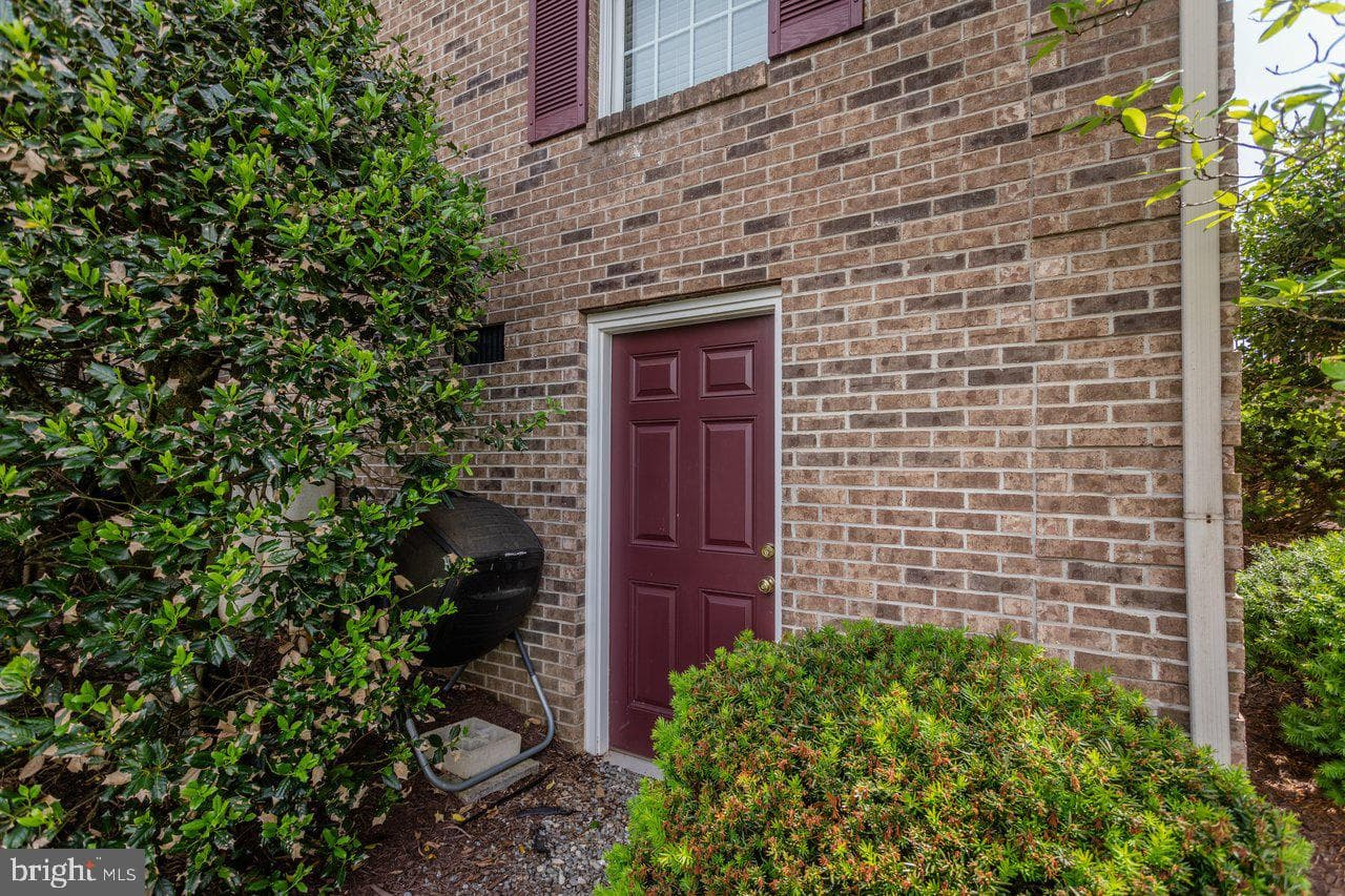 760 Confederacy Dr photo 92