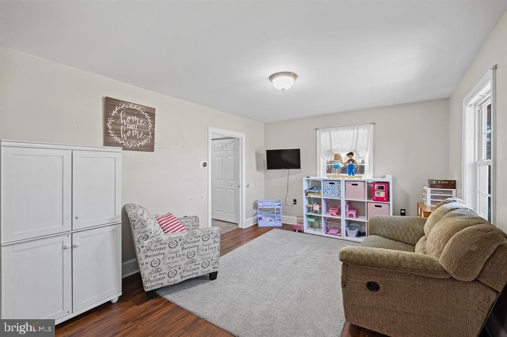 1015 Hamlet Drive photo 10
