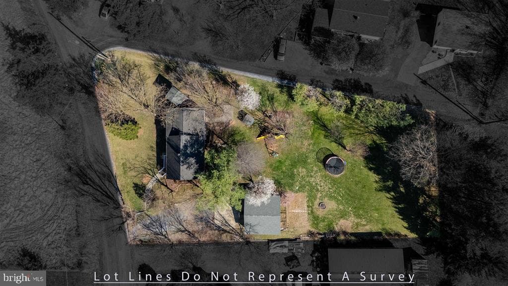 1015 Hamlet Drive photo 4