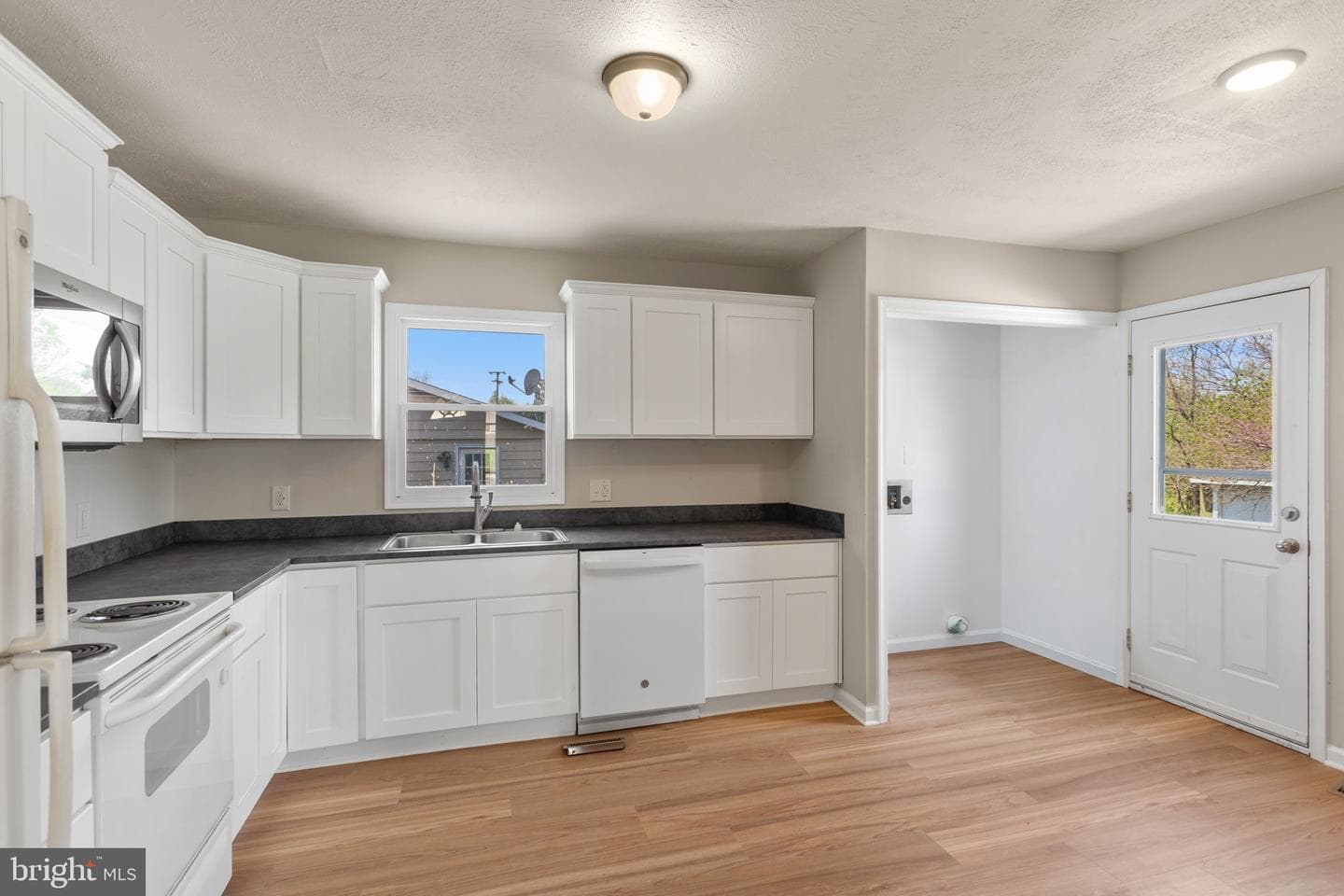 289 Morningside Drive photo 5