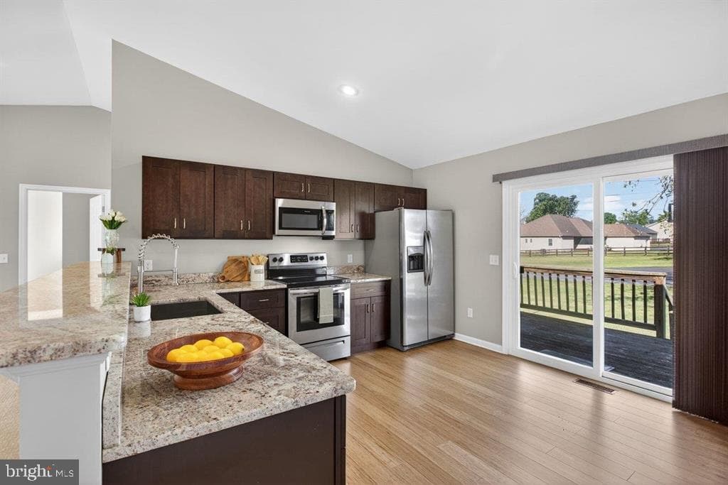 357 W Springbrook Road photo 9