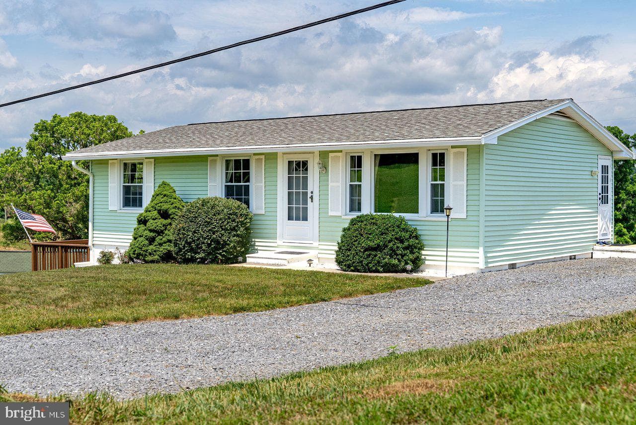 2627 Minie Ball Lane, Keezletown