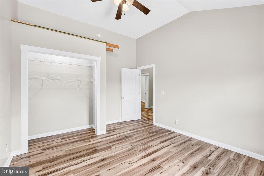 8905 Shade Tree Lane photo 22