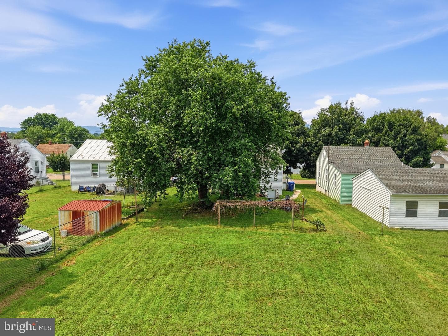 321 2nd Avenue, Timberville
