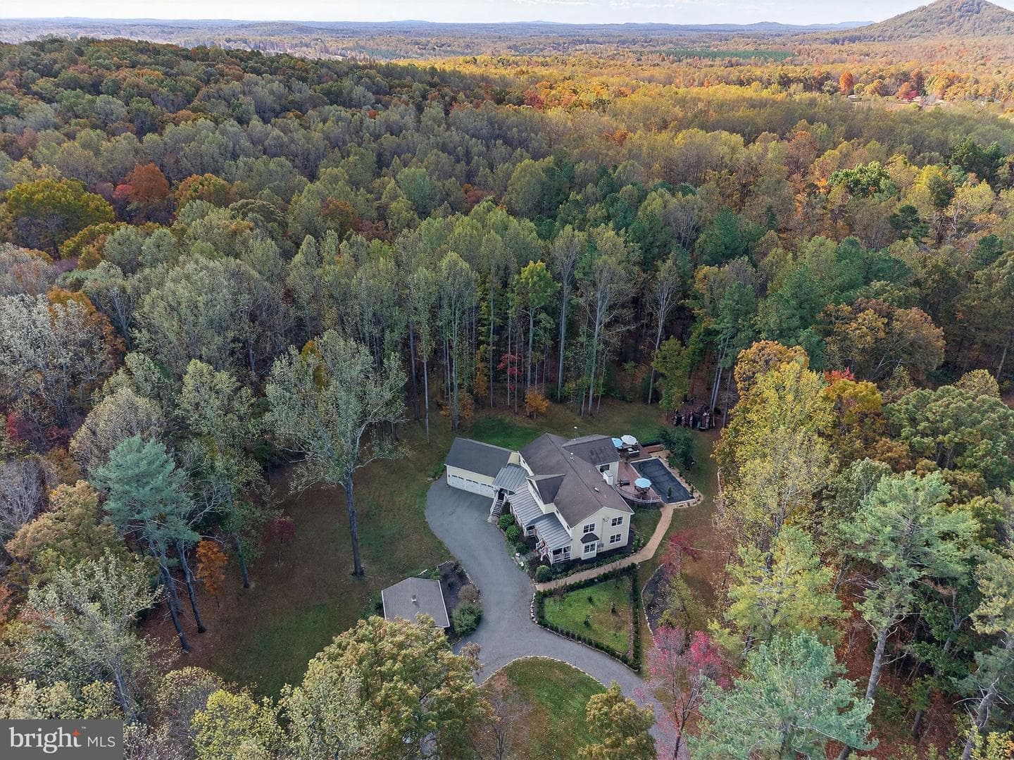 700 Battle Mountain Road, Amissville