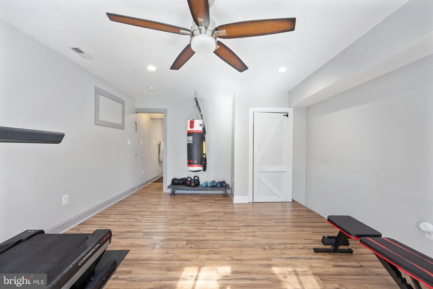 560 Richmond Road photo 85