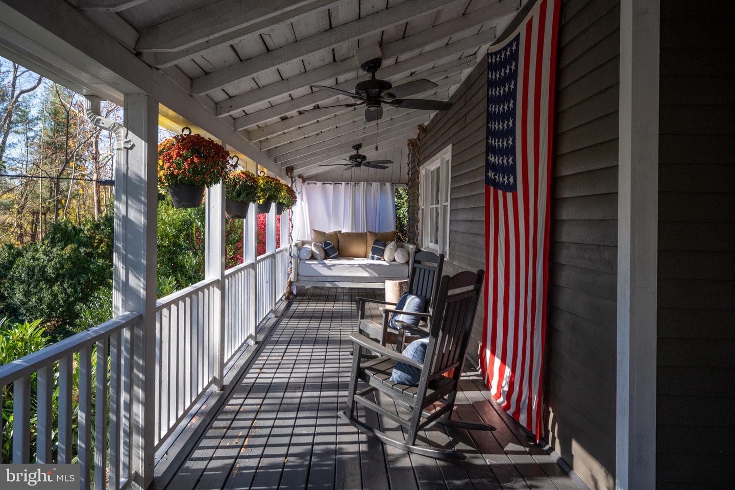560 Richmond Road photo 9