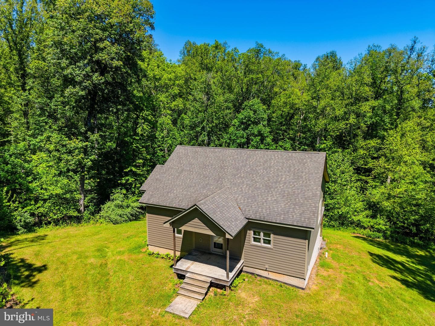 342 Poes S, Amissville